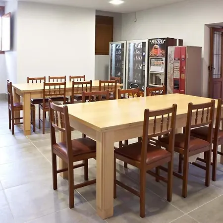 Hostal Monasterio De La Magdalena *