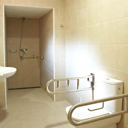 Hostal Monasterio De La Magdalena Sarria