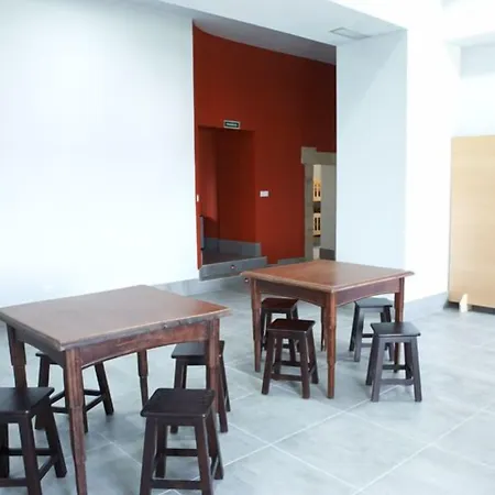 Hostal Monasterio De La Magdalena