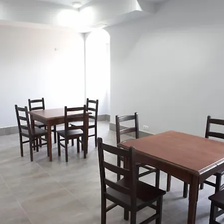 Monasterio De La Magdalena Hostal