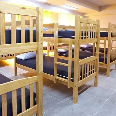 Hostal Monasterio De La Magdalena *