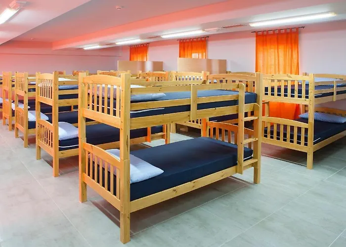 Hostel Monasterio De La Magdalena