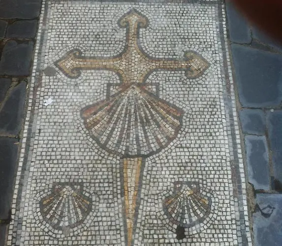 Hostel Monasterio De La Magdalena *